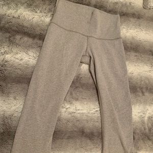 Cropped Lululemon Leggings (calf crop)